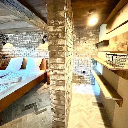 Bramasole - Mit Carport * Chociebuż