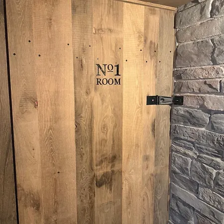 Bramasole - Mit Carport Apartament