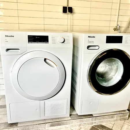 Bramasole - Mit Carport Appartement Cottbus