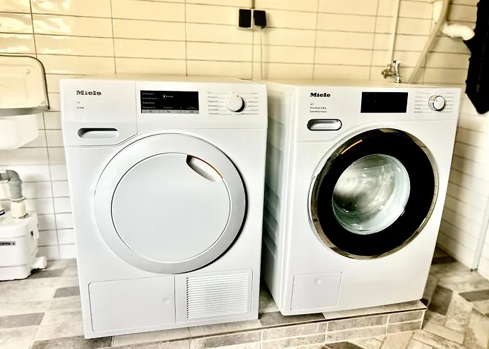 Bramasole - Mit Carport Apartment Cottbus